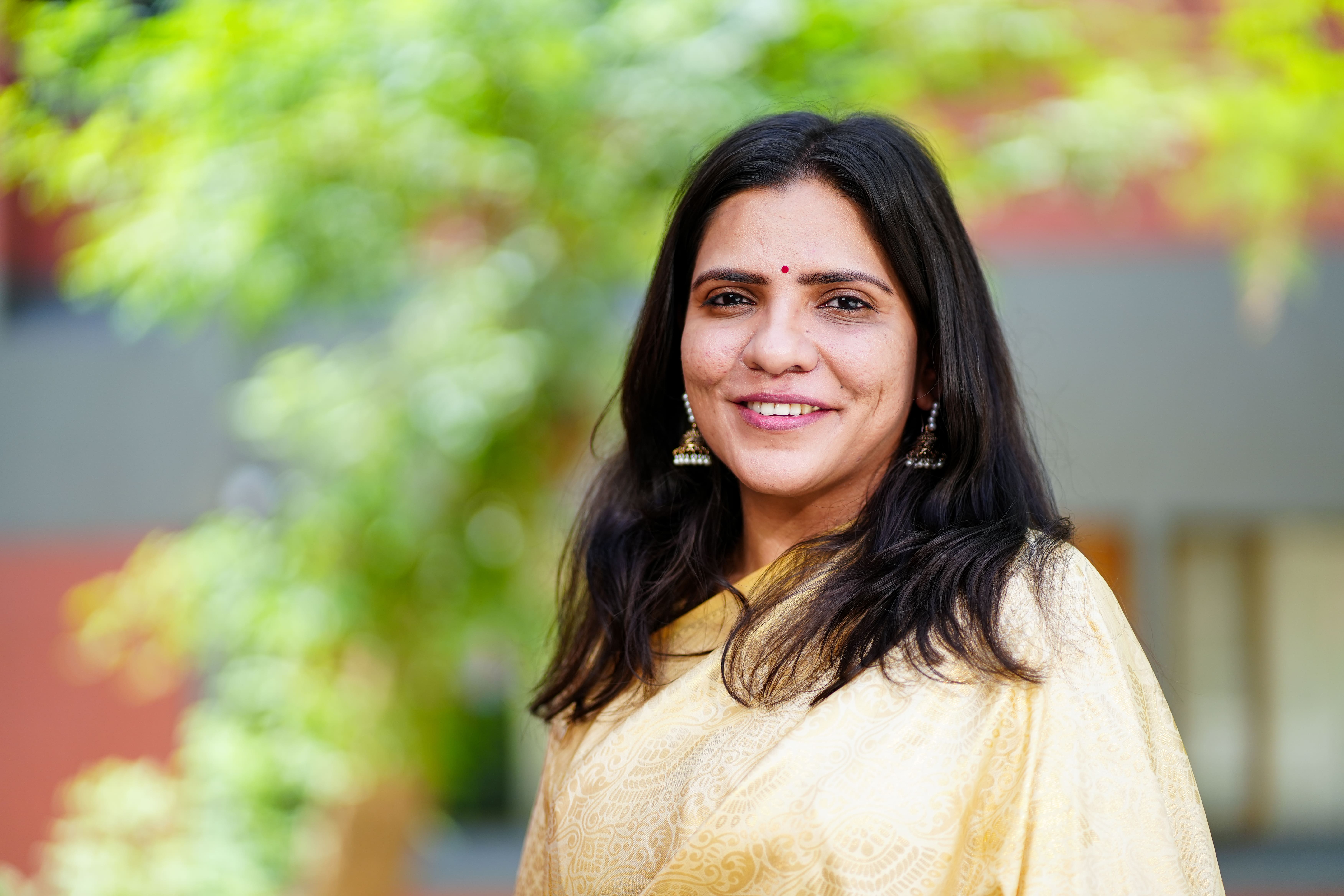 Dr. Minti Sinha
