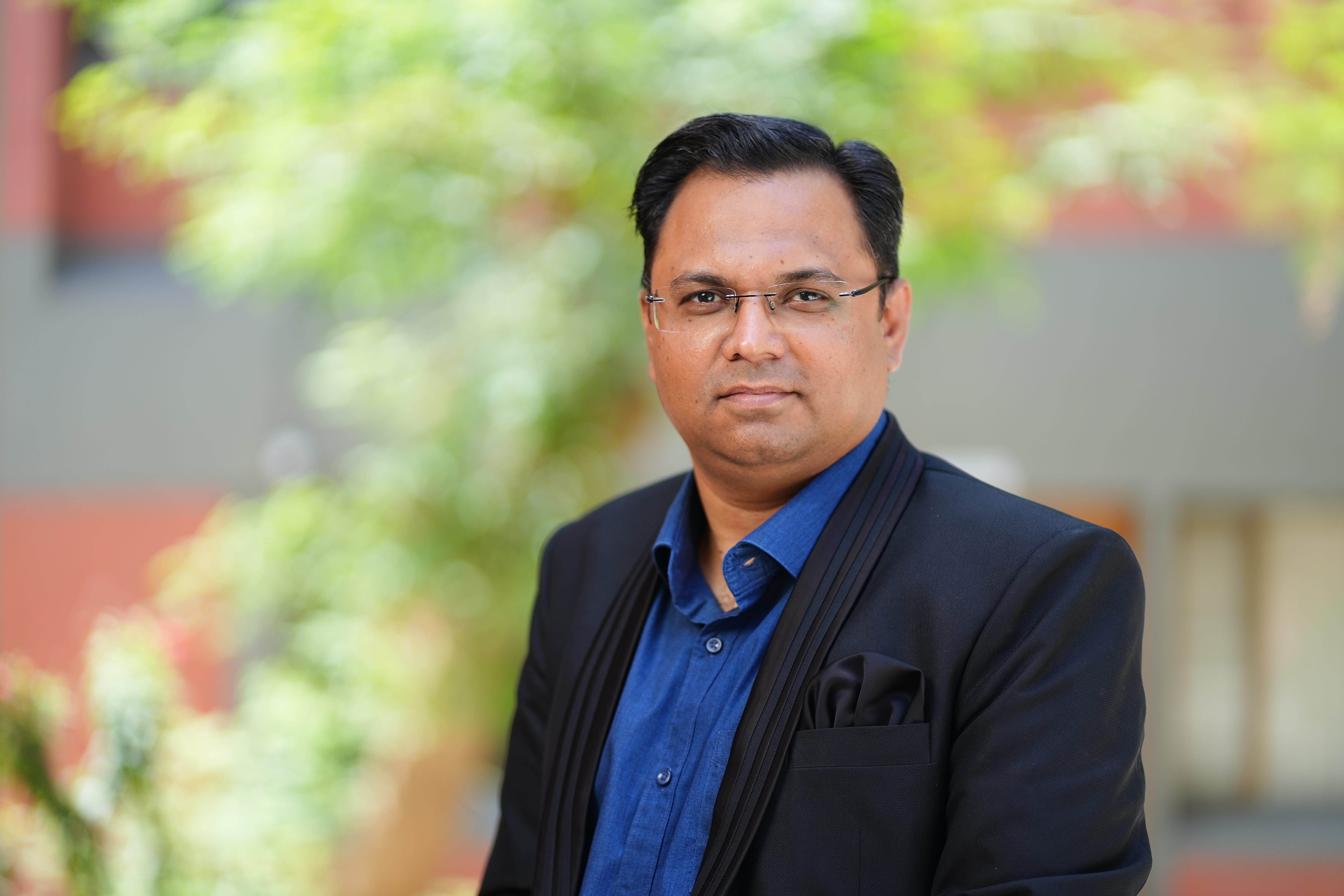 Mr. Nirav Shukla