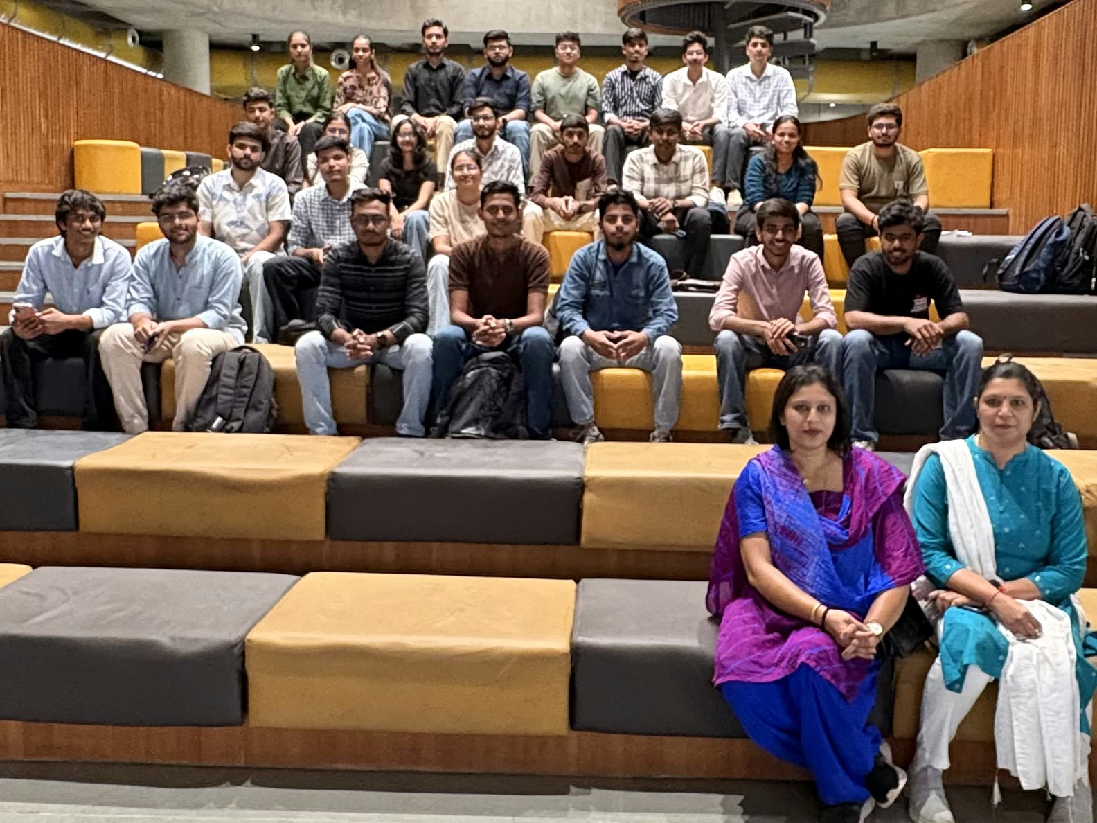 Industrial Visit to i-Hub – Exploring the Startup Ecosystem Organised by IIC-SVGU — photo 2